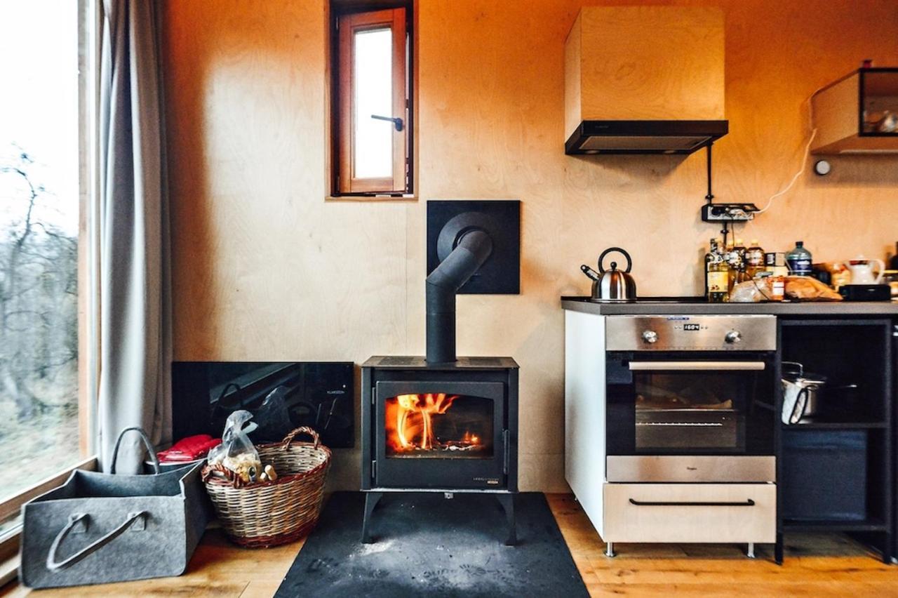Tri Domky - Tiny Houses Depoltice Eksteriør billede