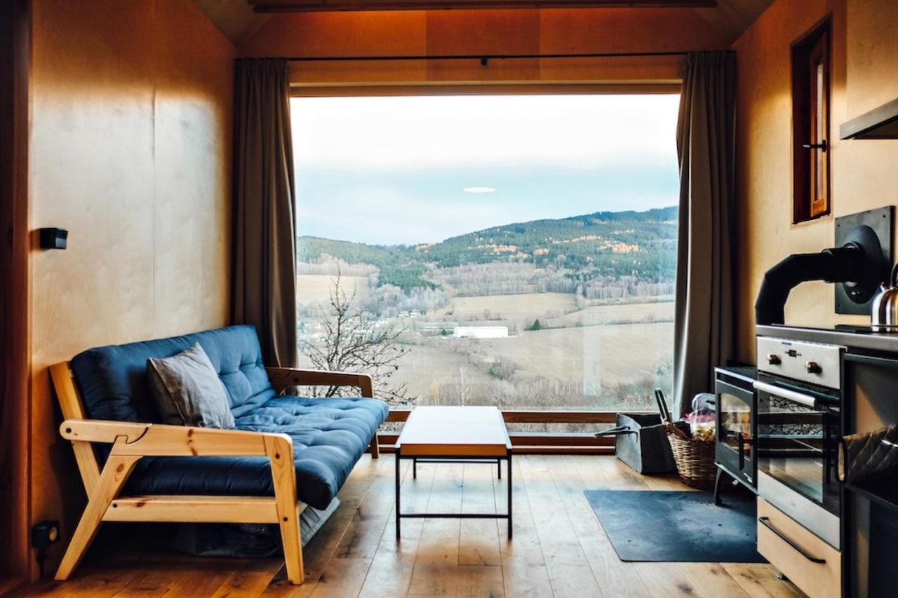 Tri Domky - Tiny Houses Depoltice Eksteriør billede