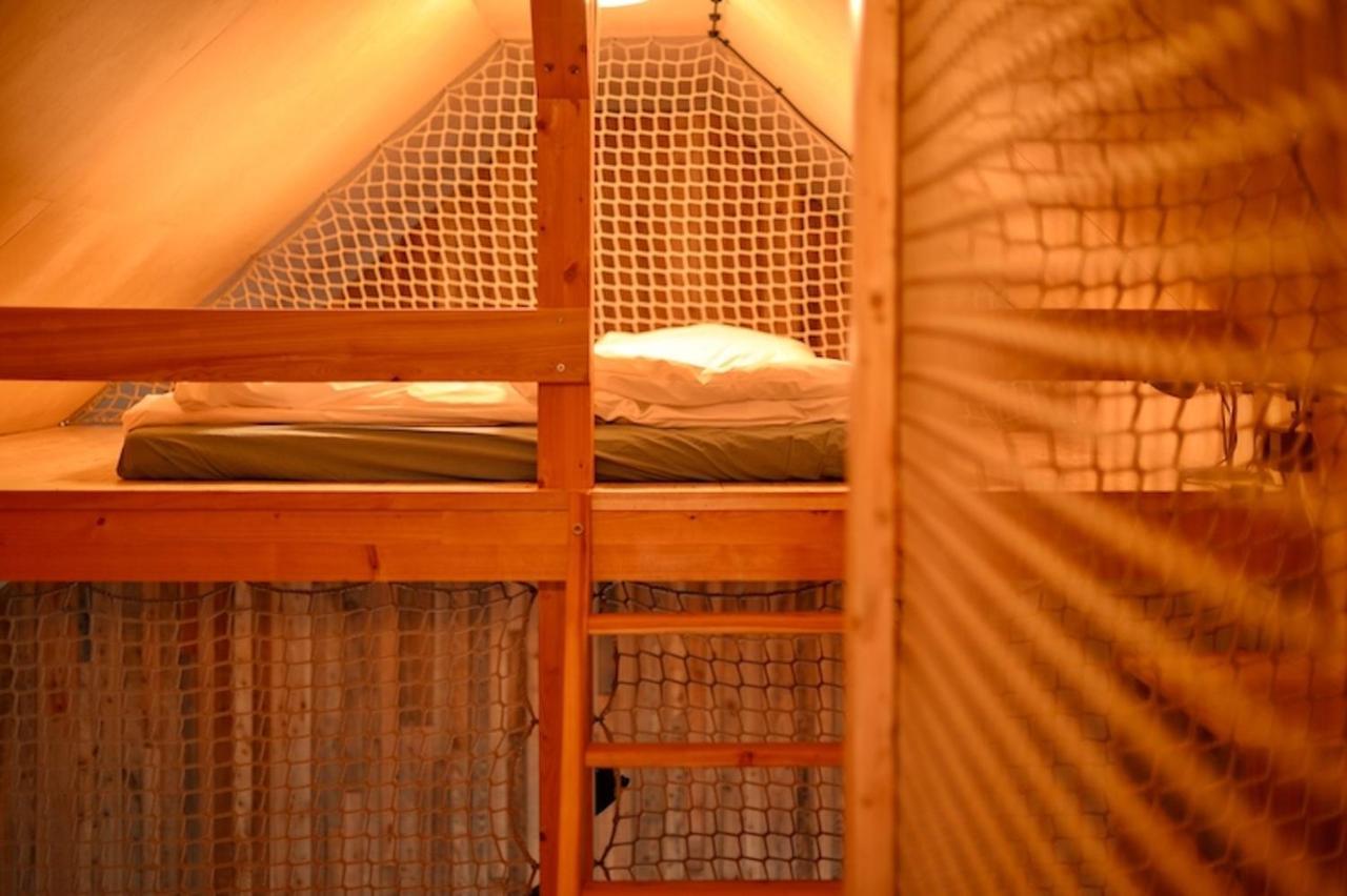 Tri Domky - Tiny Houses Depoltice Eksteriør billede